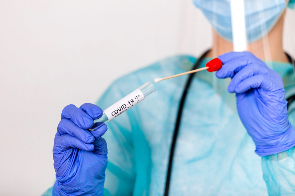 68 са новите случаи на коронавирус в област Ямбол, които лабораториите са въвели в националната информационна система за вчерашния ден, в област Сливен...