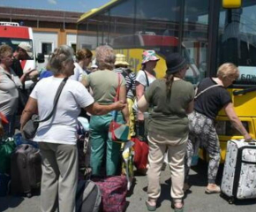 Намалиха наполовина украинците, ползващи безсрочен държавен подслон