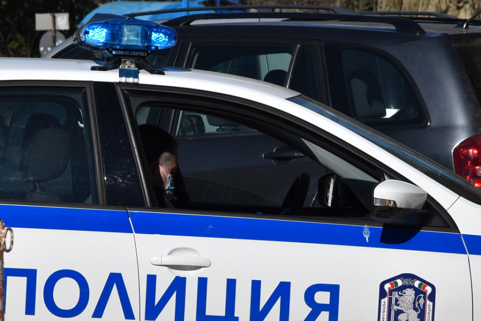Служители на РУ-Нова Загора са санкционирали неправоспособен водач, причинил пътно произшествие след употреба на алкохол.
На 5 юни,  около 21,10 часа...