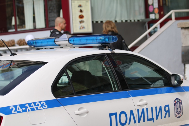 Служители на РУ-Нова Загора са намерили обявен за издирване лек автомобил. Миналата седмица турски гражданин е подал заявление за кражба на личният му...