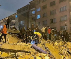 Ново земетресение от 7.7 по Рихтер е регистирирано в Турция