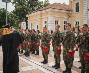 Новоназначени военнослужещи се заклеха на тържествена церемония в Ямбол