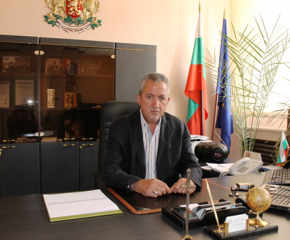 Областният управител Чавдар Божурски призовава: Не се доверявайте на измамници за дезинфекция по домовете!