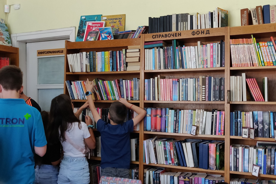 С ново оборудване и обзавеждане детският отдел на Регионалната библиотека „Георги Раковски“ в Ямбол ще посреща скоро своите малки читатели. Обновяване...
