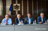 Образователният министър, местната власт и директори на училища обсъдиха важни за образованието теми