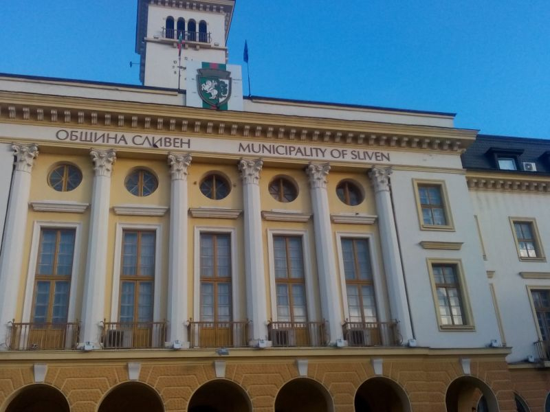 На 18 юли Сливен ще отбележи Деня на Гражданската защита. В зала „Май“ от 15 часа ще се проведат лекции и обучения за това какви трябва да са действията...