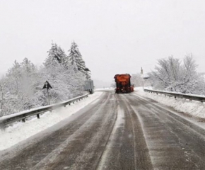 Община Тунджа е в готовност за зимното поддържане на 144 км четвъртокласни пътища