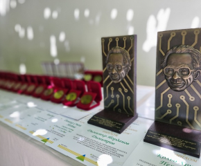 Община Тунджа отличи с награди просветни и културни дейци в навечерието на 24 май