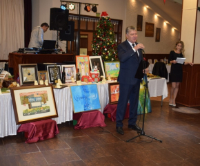 Община Тунджа пусна в продажба 400 покани за Коледния благотворителен бал