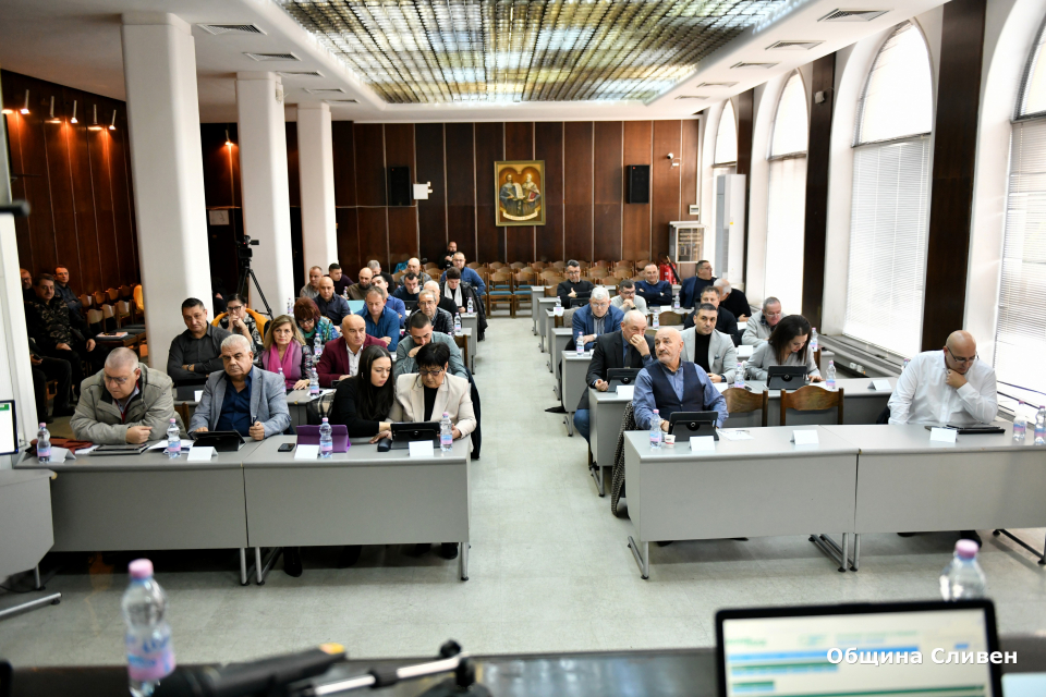 Местният парламент в Сливен се събира на извънредно заседание на 17 януари, вторник. За това информира неговият председател Димитър Митев. Дневният ред...
