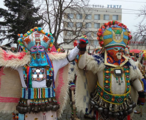 Общинският кукерски празник в Стралджа: Една традиция със здрави корени