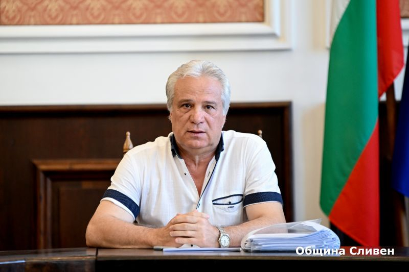 Местният парламент в Сливен ще заседава на 26 юни, четвъртък. В тази връзка днес се проведе обичайната пресконференция на председателя на Общинския съвет...