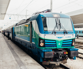 Осем влака ще пътуват по-бързо по маршрутите София-Бургас и София-Варна