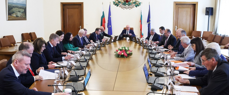 Правителството одобри вчера проект на Закон за изменение на Закона за държавния бюджет на Република България за 2024 година. С него се въвеждат нови приоритетни...