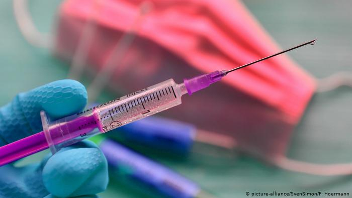 Нови три случая на коронавирус са регистрирани в Ямболска област, съобщава БТА, цитирайки Регионалната здравна инспекция в Ямбол.Сред новите случаи са...