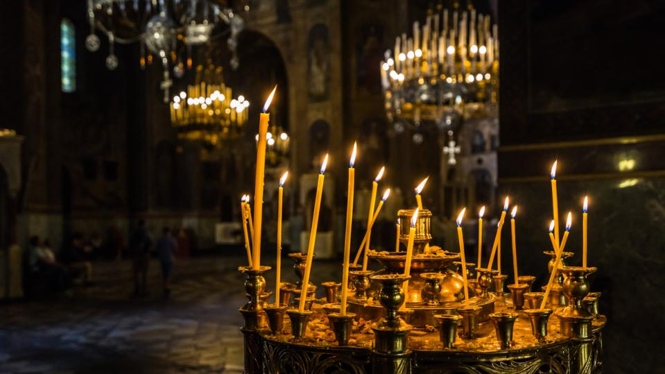 На 3 февруари Православната църква почита Свети Симеон Богоприимец и Анна пророчица. Според фолклорната традиция днес е зимният Симеоновден. 
Зимният...