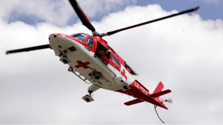 Първото лицензирано хеликоптерно летище за обучение на кадри за спешна медицинска помощ по въздуха – HEMS, ще бъде открито днес във Висшето военновъздушно...