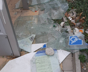 Отново вандалски набези на обществени обекти в Сливен
