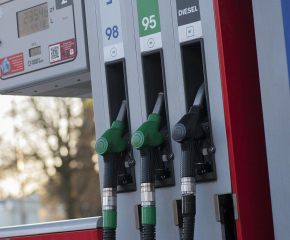 Отстъпката за гориво вече е факт, но бензиностанциите решават дали да я предлагат