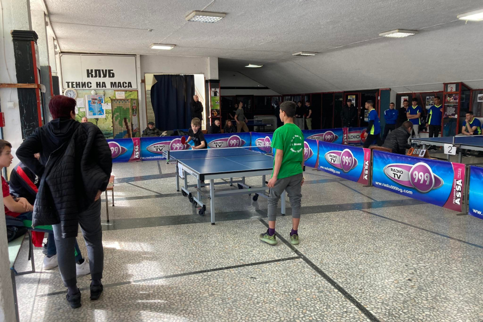 Отборите по тенис на маса на Община „Тунджа“ спечелиха две първи и едно второ място в Областния кръг на ученическите спортни игри по тенис на маса.
Момчетата...