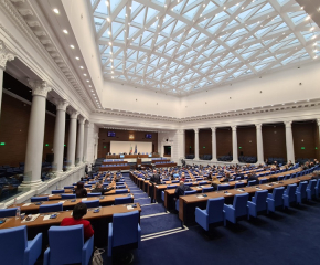 Парламентът за трети пореден ден не събра кворум