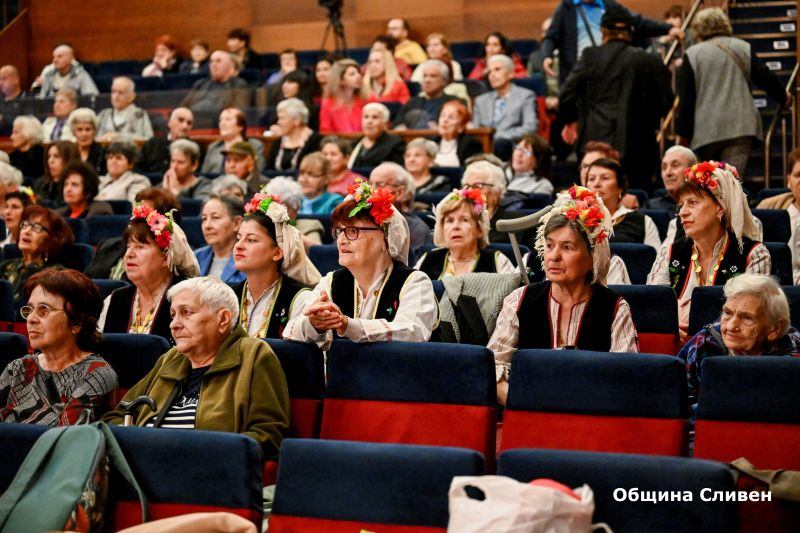 Колективите към пенсионерските клубове в община Сливен днес показаха, че годините не са от значение, когато човек се чувства вдъхновен, жизнен и готов...