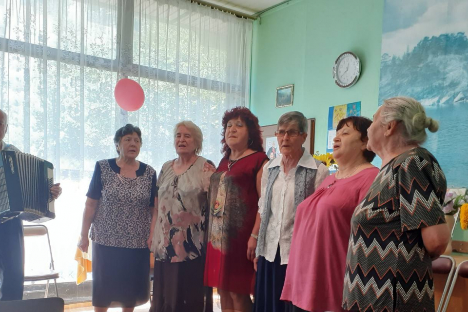Пенсионерски клуб „Българка“ в Сливен чества днес 25-годишен юбилей. В празника се включиха членове и гости от други пенсионерски клубове в града. Поздравителен...