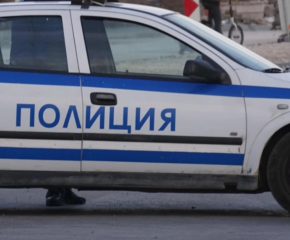 Платформа с яхта се преобърна на автомагистрала "Тракия"