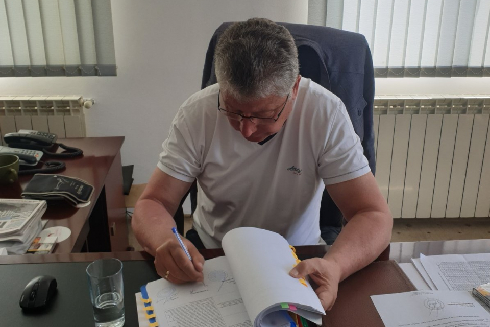 договор по нов проект на Местната инициативна група
На 7 май 2021 г. кметът на община „Тунджа“ Георги Георгиев подписа административен договор за отпускане...