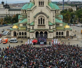 Посрещаме волейболните ни герои на площад „Св. Александър Невски“ във вторник