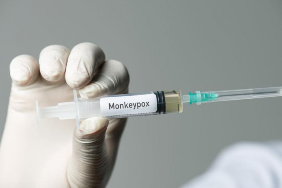 Потвърдени са първите два случая на маймунска вариола в страната. Заболелите са мъже на възраст съответно на 41 г. и на 44 г. И двамата са хоспитализирани...