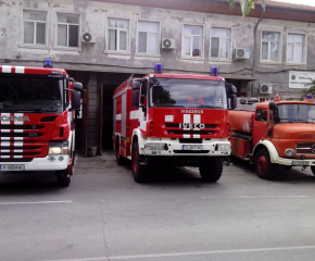 Пожар без пострадали хора във вилна зона Курткая
