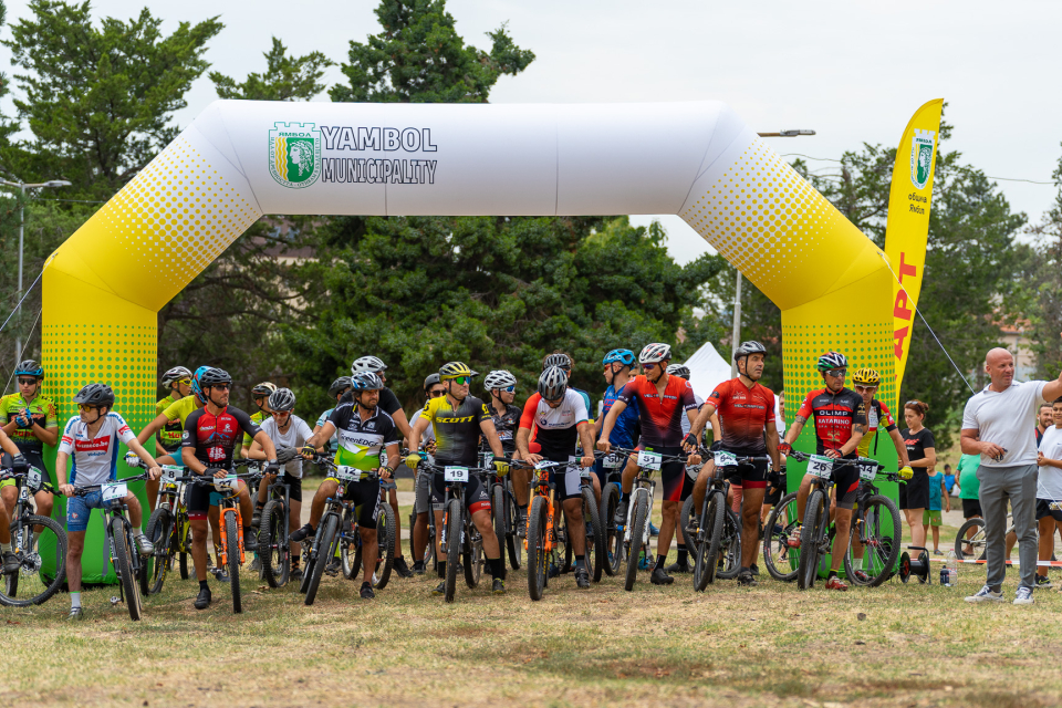 Първото по рода си състезание по планинско колоездене XCO Challenge 2022 в дисциплината „Кроскънтри Олимпик“ се проведе в ямболския Лесопарк „Боровец“.
Събитието...