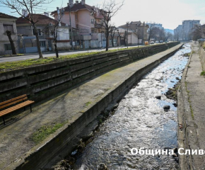 Приключи почистването на реките Новоселска, Селишка и Асеновска в Сливен