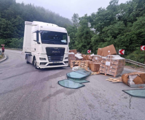 Проходът на Републиката е затворен заради тежка катастрофа
