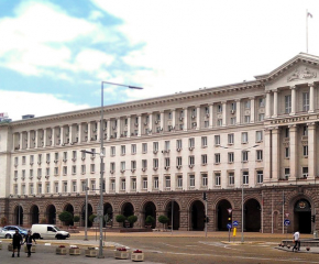 Протест заради липсата на помощи за COVID-19