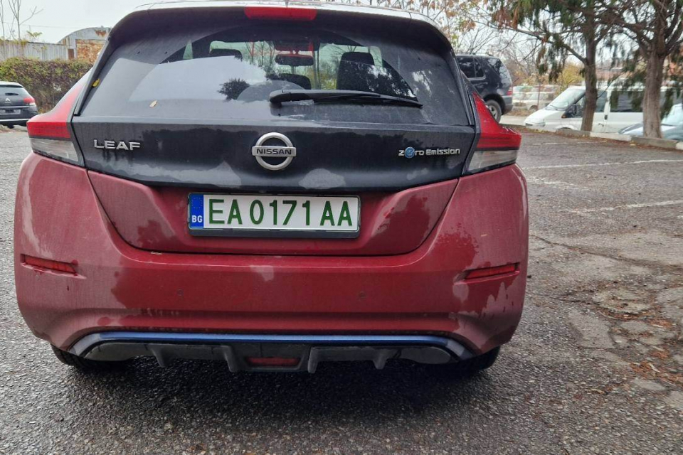 От средата на месец ноември електрическите автомобили в България ще са със зелени регистрационни табели. Днес в сектор „Пътна полиция” -Сливен беше подставен...