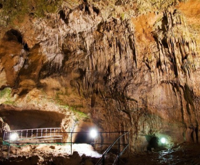 Първите хора на Европа са обитавали пещерата Бачо Киро