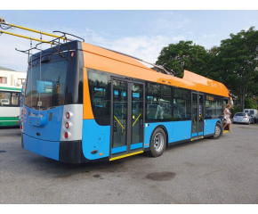 Първият електробус и нов тролейбус пристигнаха в Сливен