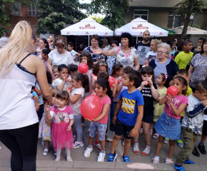 Пъстър детски празник весели днес най-малките жители на община Болярово