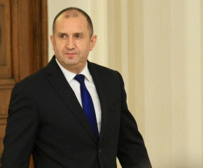 Радев критикува поведението на новия президент на Северна Македония