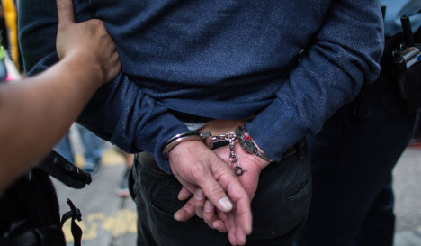 Столичната полиция разби нелегален канал за медикаменти. Акцията е протекла през миналата нощ след постъпил сигнал за нерегламентирано разпространение...