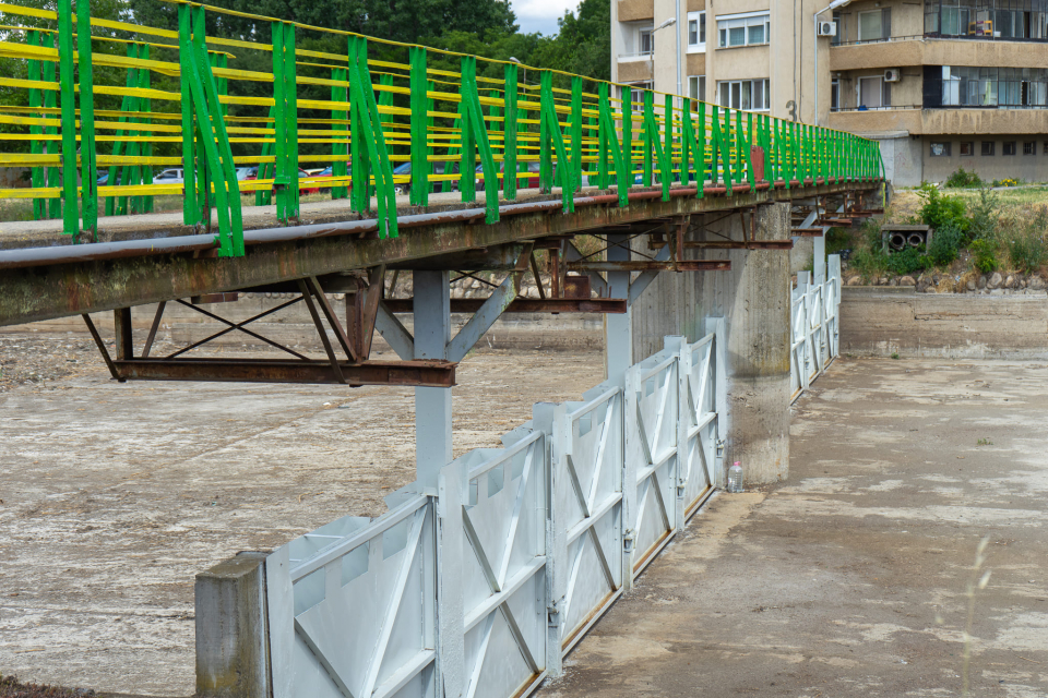 Приключи цялостният ремонт на таблените саваци на съоръжението на река Тунджа в района на жилищен комплекс „Златен рог".
Ремонтните дейности бяха наложителни...