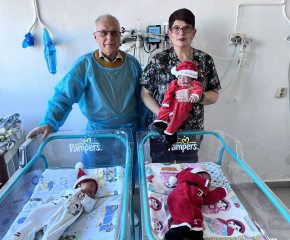 Седем „коледни“ бебета се родиха в ямболската болница „Св. Пантелеймон“