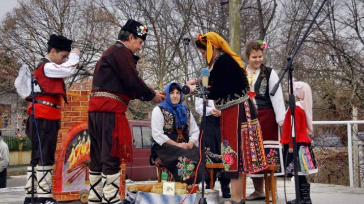 За 20-ти пореден път в сливенското село Мечкарево ще се проведе регионалният фолклорен събор „Зимни празници“.
Целта му е да стимулира проучването на...
