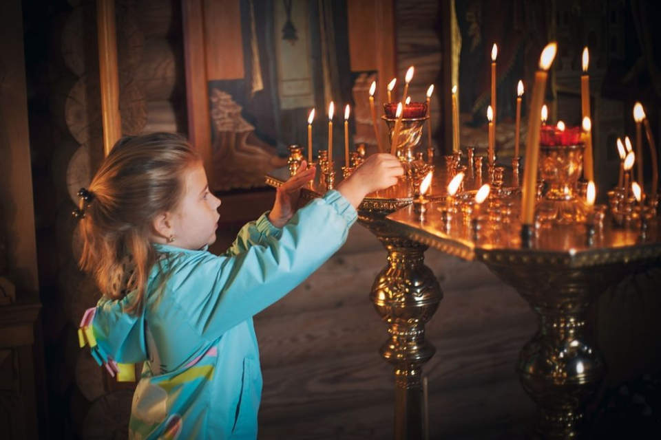 Благодатният огън няма да стигне до България този Великден. Причината - от Светия Синод обявиха, че няма да изпратят делегация до Йерусалим, която да го...