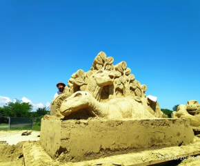 Скулптури на праисторически животни ще има на пясъчния фестивал в Бургас