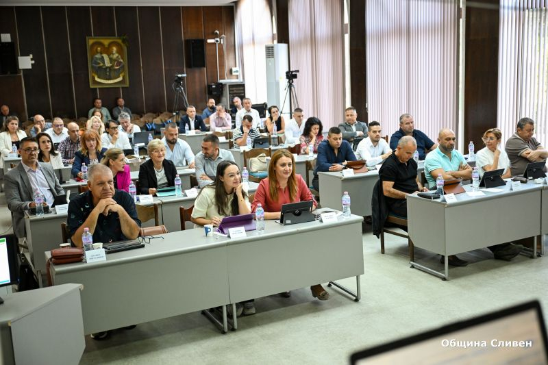 С 23 гласа „за“ местният парламент в Сливен прие изменението на бюджета на Общината. Точката бе гласувана на днешната сесия на Общинския съвет. Промяната,...