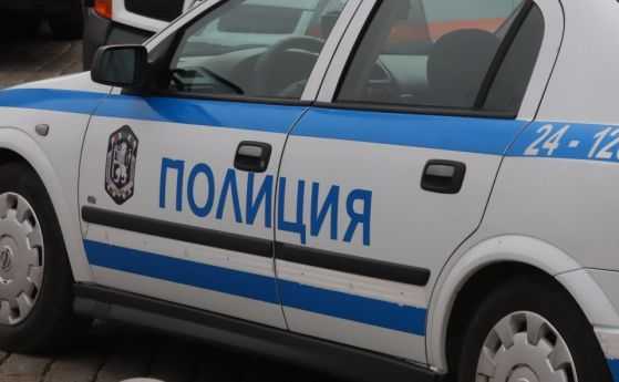 Полицията в Сливен разследва измама от мним училищен служител, който набирал пари за олимпиада, съобщиха от ОД на МВР-Сливен.
Получена е информация,...