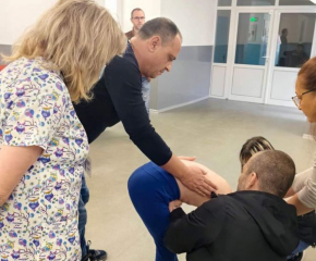 В Сливен започна безплатен скрининг за ранна диагностика на гръбначни изкривявания при деца